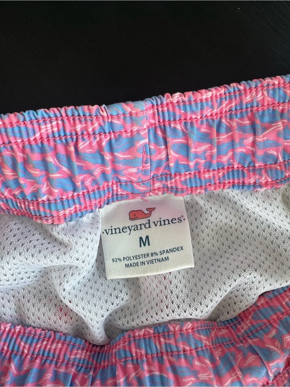 Vineyard Vines boys medium swim trunks